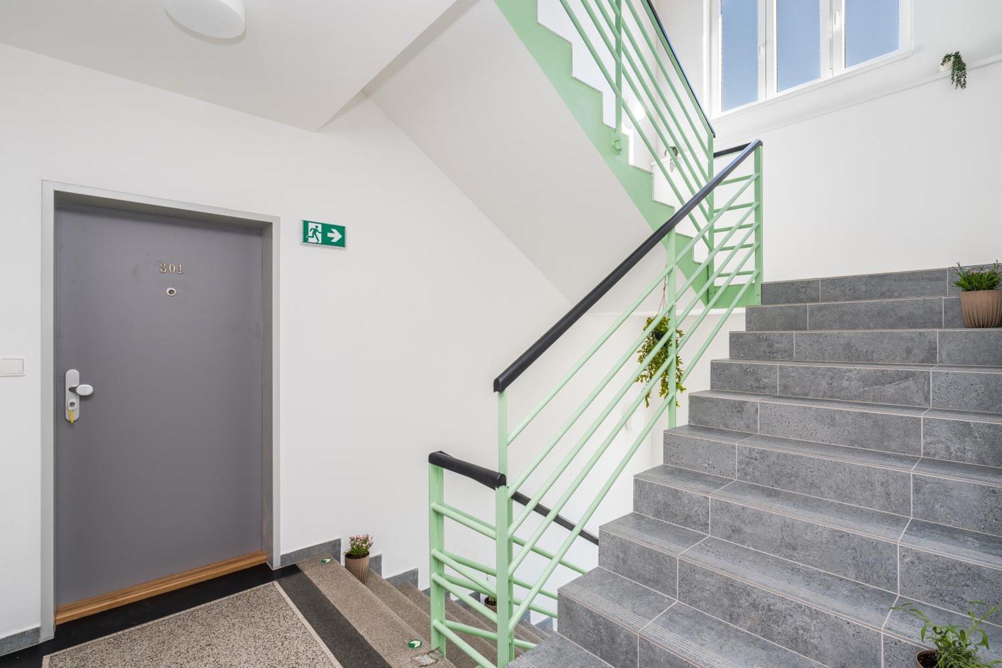 Perla Hradce 401 Apartment Hradec Králové Exterior foto