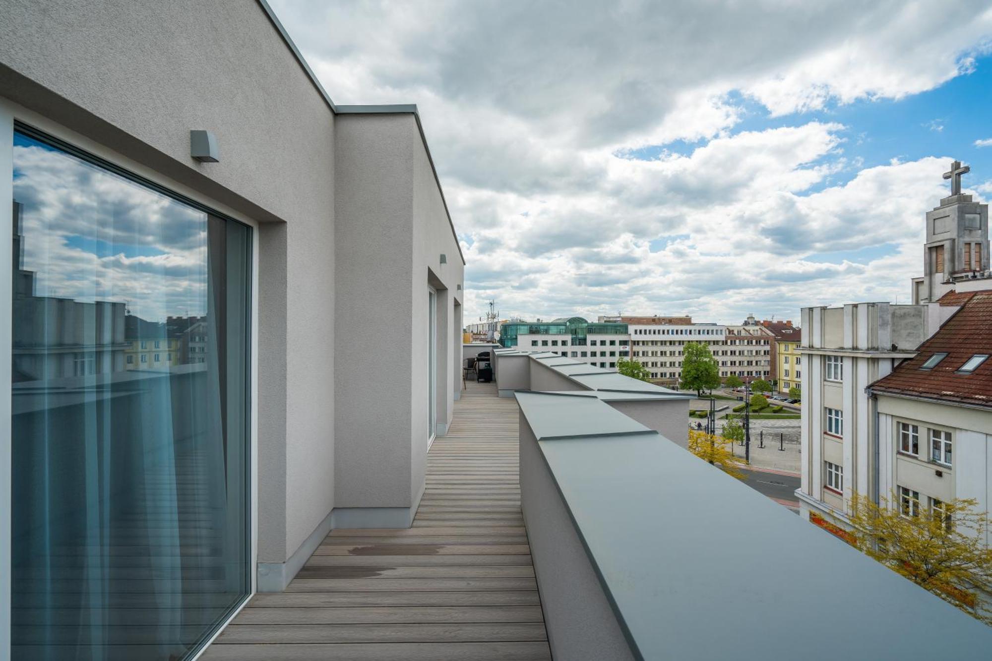 Perla Hradce 401 Apartment Hradec Králové Exterior foto
